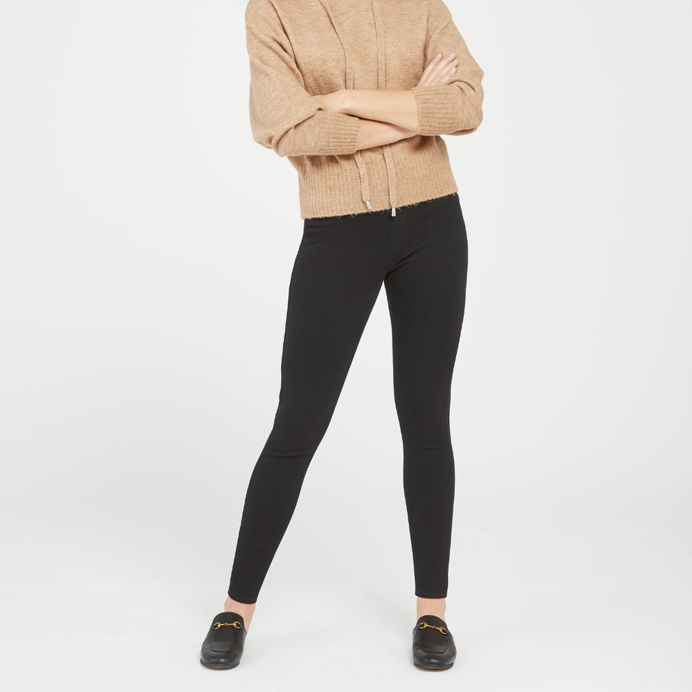 NWT Spanx Ankle Jean-ish Legging - Black